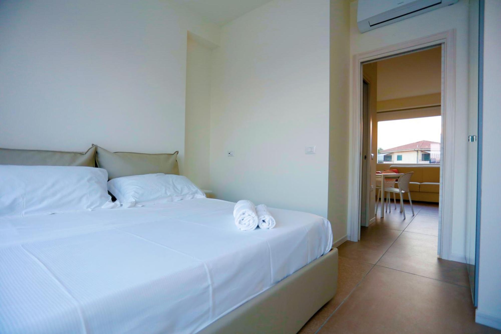 Path House - Etna & Sea View Apart otel Riposto Oda fotoğraf